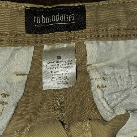 New No Boundaries Cotton Khaki Shorts 38 XL - Picture 8 of 8